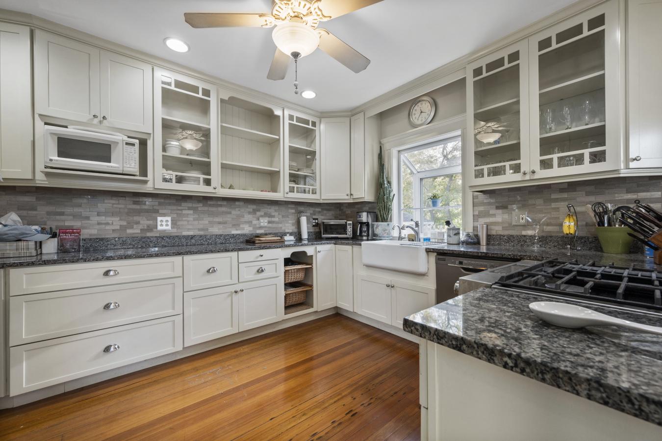 450 Lafayette Street, Salem, MA, 01970, United States, 5 Bedrooms Bedrooms, ,3 BathroomsBathrooms,Residential,For Sale,450 Lafayette Street,1650550