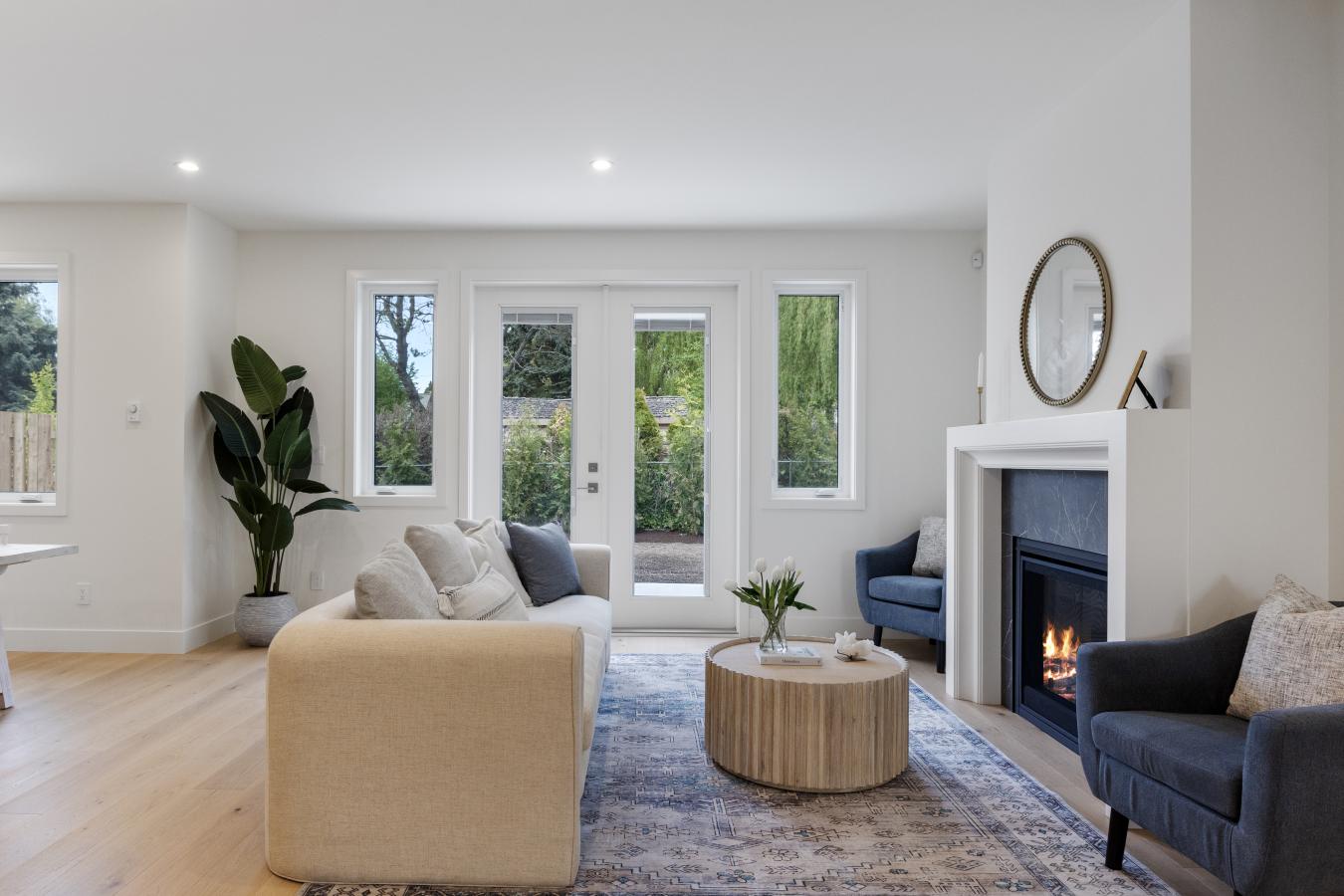 Victoria, BC, V8Z 1W5, Canada, 4 Bedrooms Bedrooms, ,4 BathroomsBathrooms,Residential,For Sale,1869036