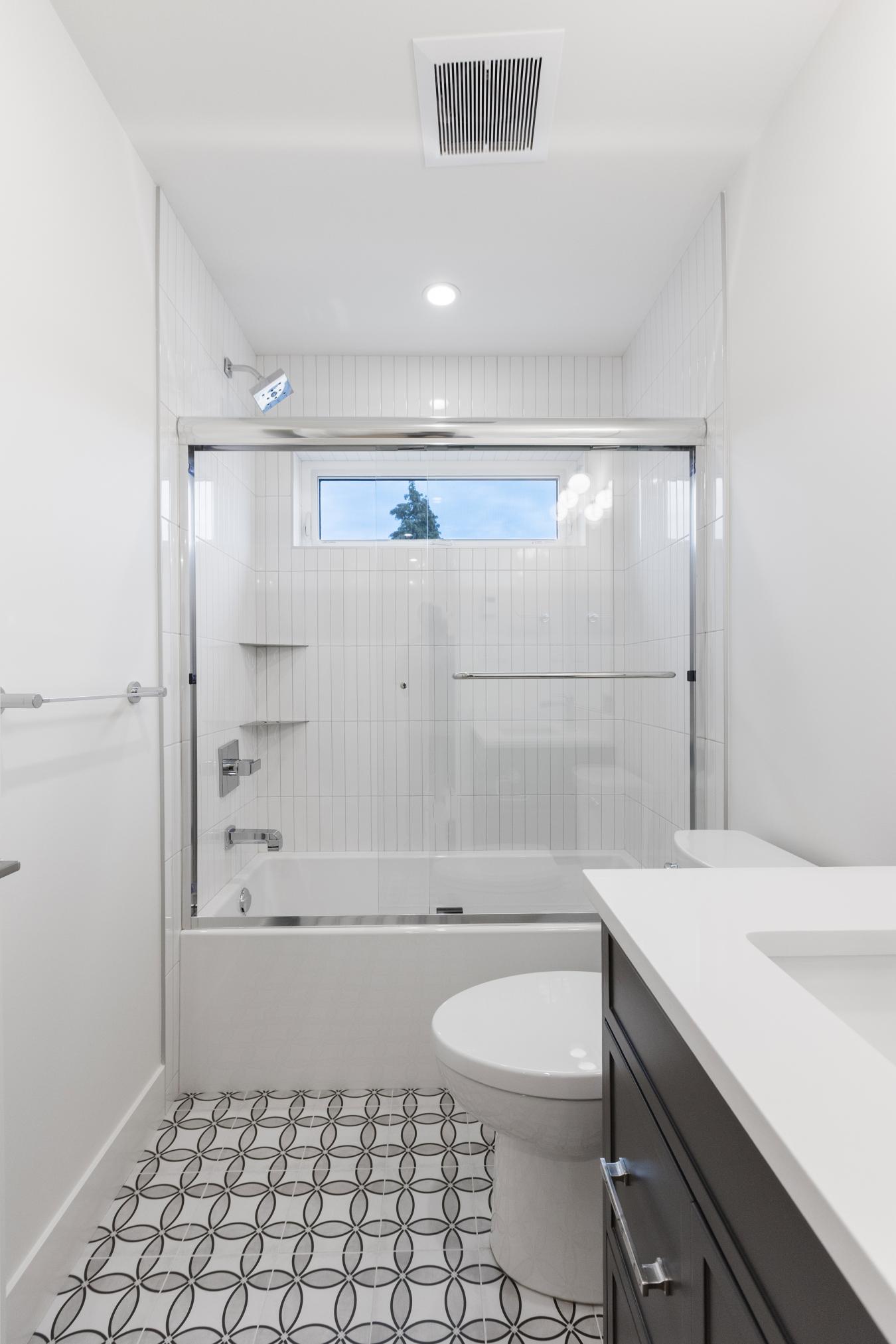 Victoria, BC, V8Z 1W5, Canada, 4 Bedrooms Bedrooms, ,4 BathroomsBathrooms,Residential,For Sale,1869036