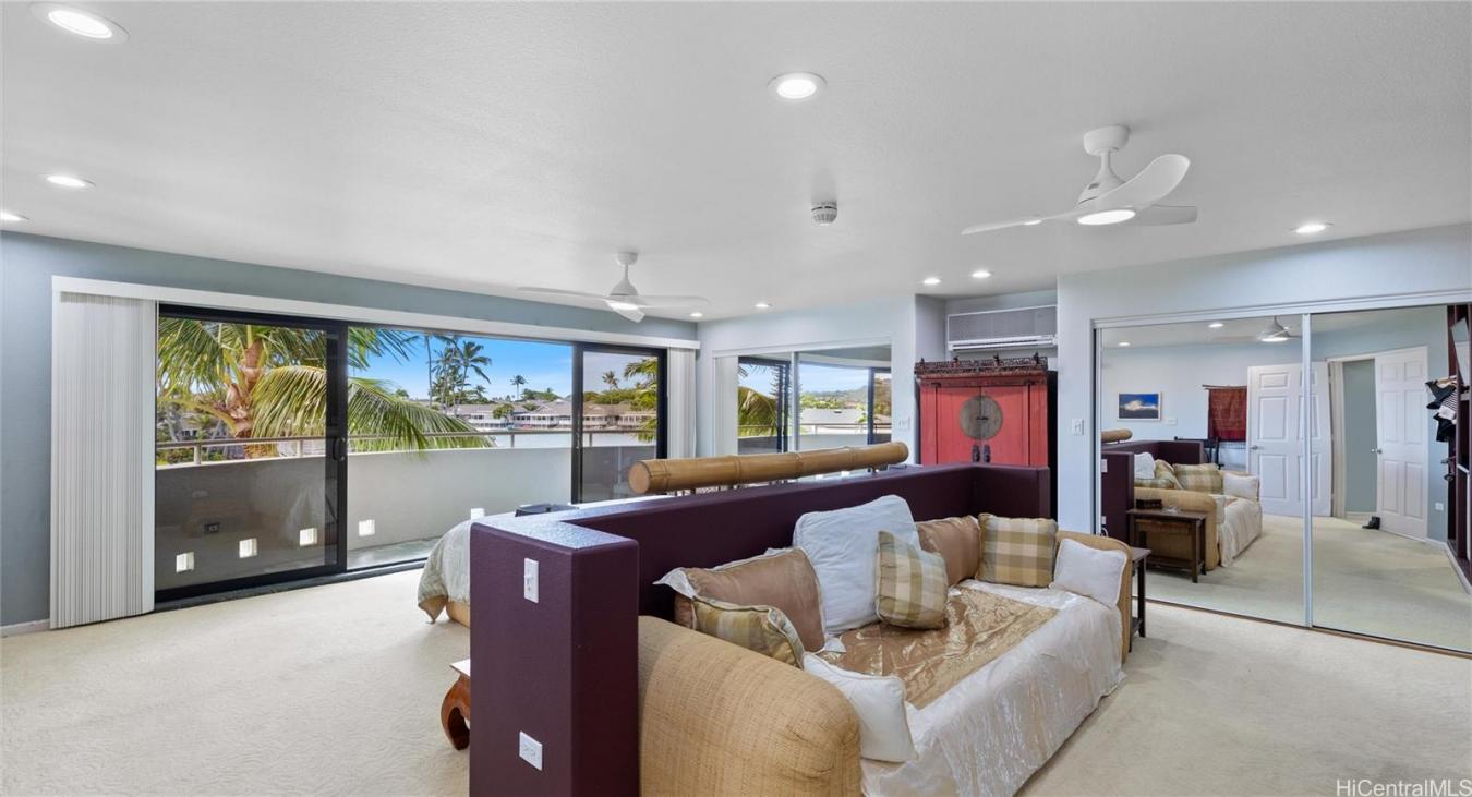 812 Kumukahi, Honolulu, HI, 96825, United States, 8 Bedrooms Bedrooms, ,6 BathroomsBathrooms,Residential,For Sale,812 Kumukahi,1652256