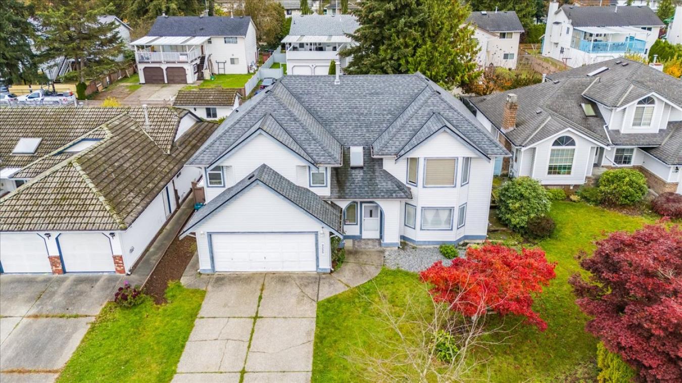 9335 152A STREET, Surrey, BC, V3R 0E6, Canada, 6 Bedrooms Bedrooms, ,5 BathroomsBathrooms,Residential,For Sale,9335 152A STREET,1653744