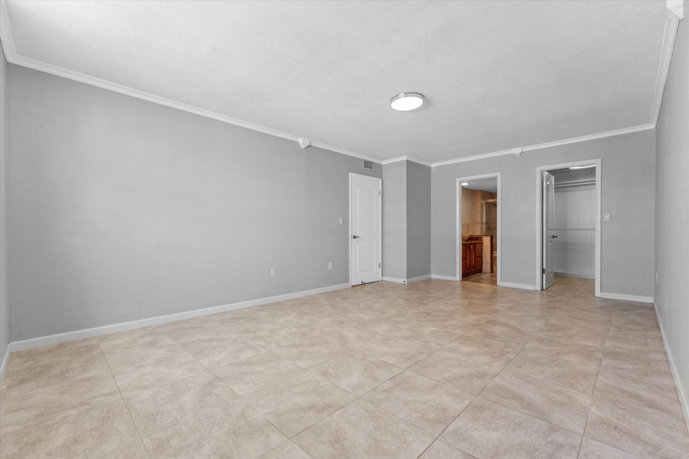 1701 S Ocean Drive, Hollywood, FL, 33019, United States, 2 Bedrooms Bedrooms, ,2 BathroomsBathrooms,Residential,For Sale,1701 S Ocean Drive,1653716