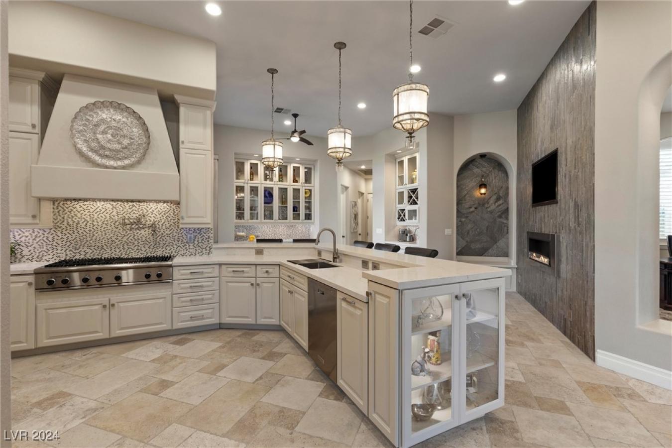 17 Grand Corniche Drive, Henderson, Nevada, 89011, United States, 4 Bedrooms Bedrooms, ,5 BathroomsBathrooms,Residential,For Sale,17 Grand Corniche Drive,1653877