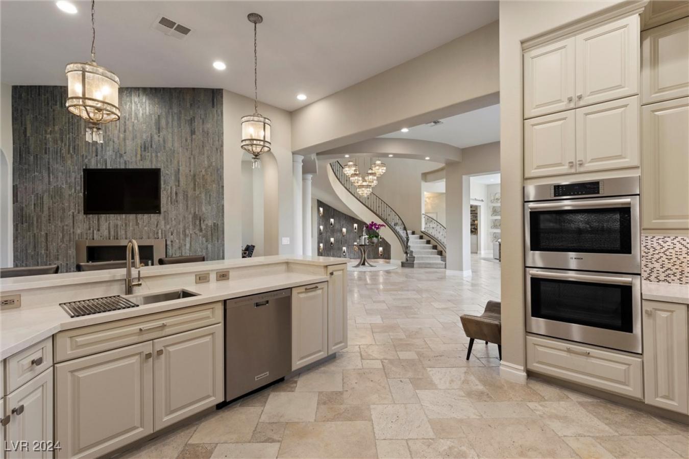 17 Grand Corniche Drive, Henderson, Nevada, 89011, United States, 4 Bedrooms Bedrooms, ,5 BathroomsBathrooms,Residential,For Sale,17 Grand Corniche Drive,1653877