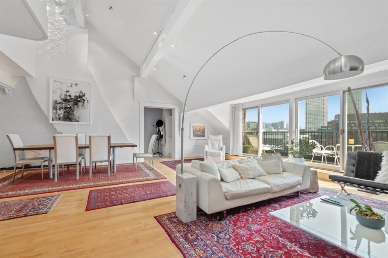 43 Commercial Wharf # 8, Boston, MA, 02110, United States, 2 Bedrooms Bedrooms, ,2 BathroomsBathrooms,Residential,For Sale,43 Commercial Wharf # 8,1657671