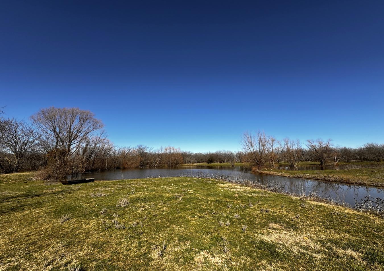 261 Vickie Lane, Gunter, TX, 75058, United States, 3 Bedrooms Bedrooms, ,4 BathroomsBathrooms,Residential,For Sale,261 Vickie Lane,1657657