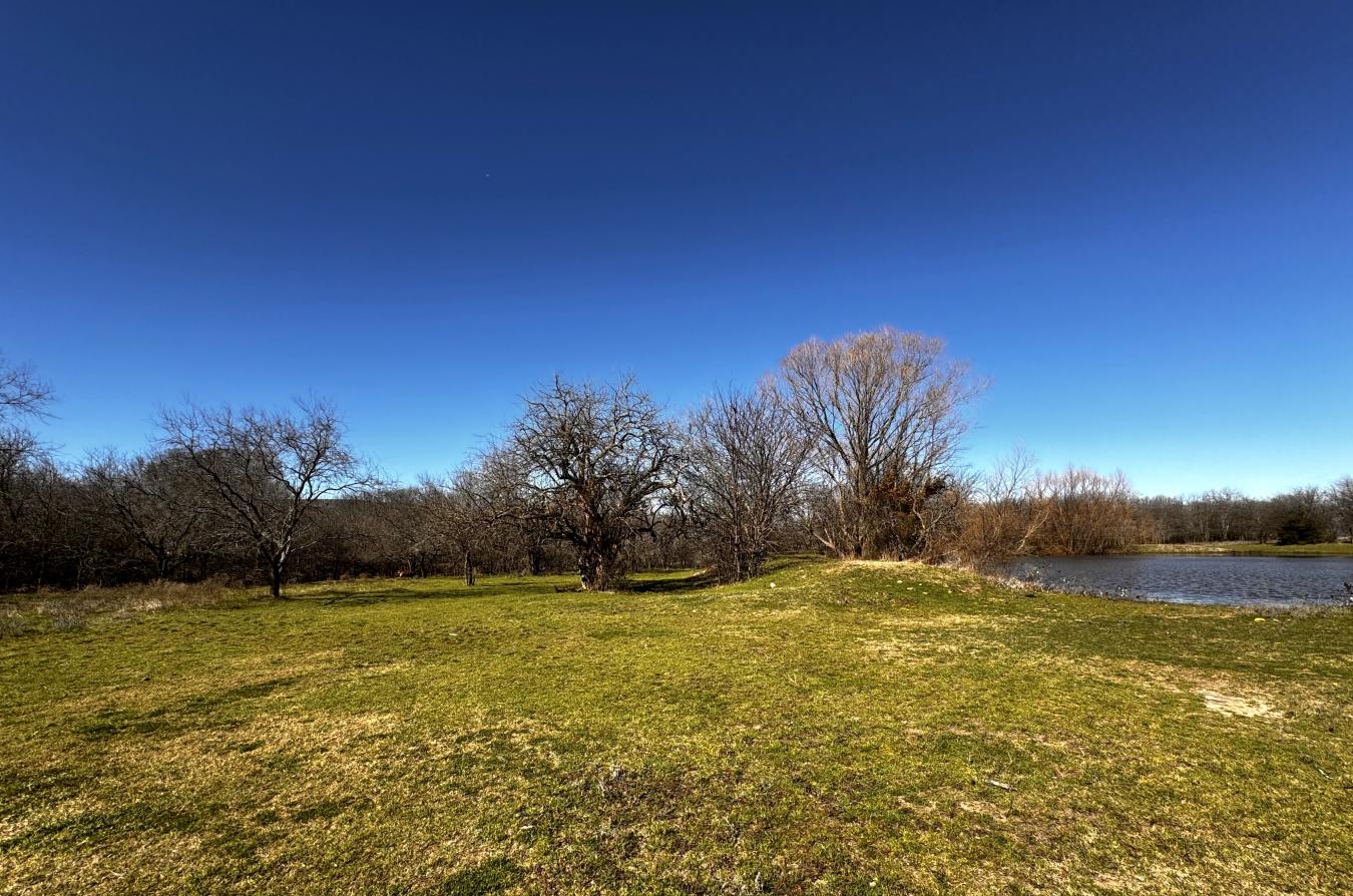 261 Vickie Lane, Gunter, TX, 75058, United States, 3 Bedrooms Bedrooms, ,4 BathroomsBathrooms,Residential,For Sale,261 Vickie Lane,1657657