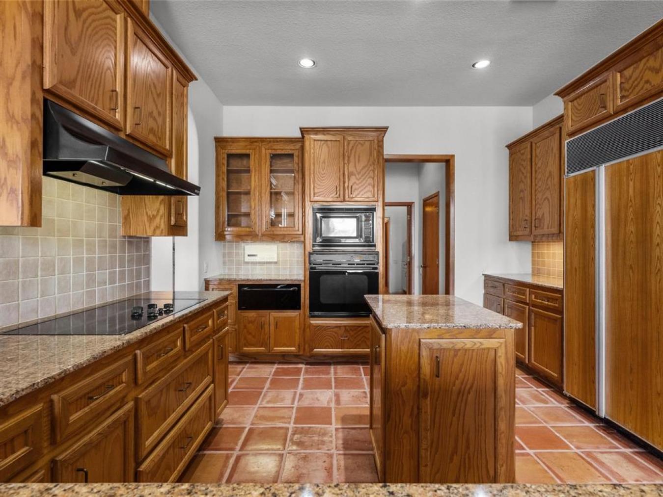 619 Northport Lane, Kemah, TX, 77565, United States, 4 Bedrooms Bedrooms, ,3 BathroomsBathrooms,Residential,For Sale,619 Northport Lane,1657651