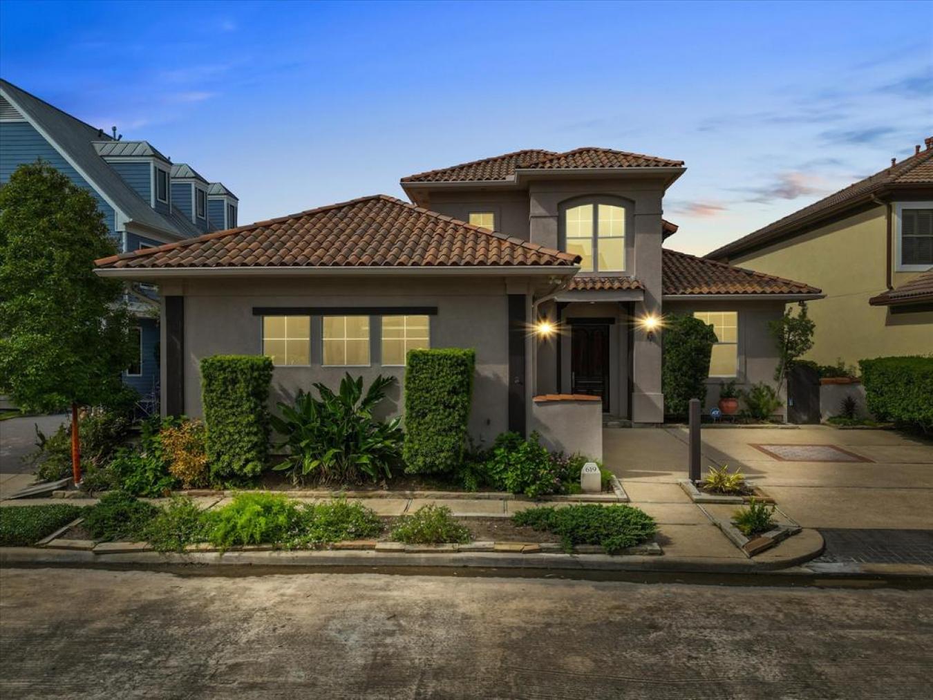 619 Northport Lane, Kemah, TX, 77565, United States, 4 Bedrooms Bedrooms, ,3 BathroomsBathrooms,Residential,For Sale,619 Northport Lane,1657651