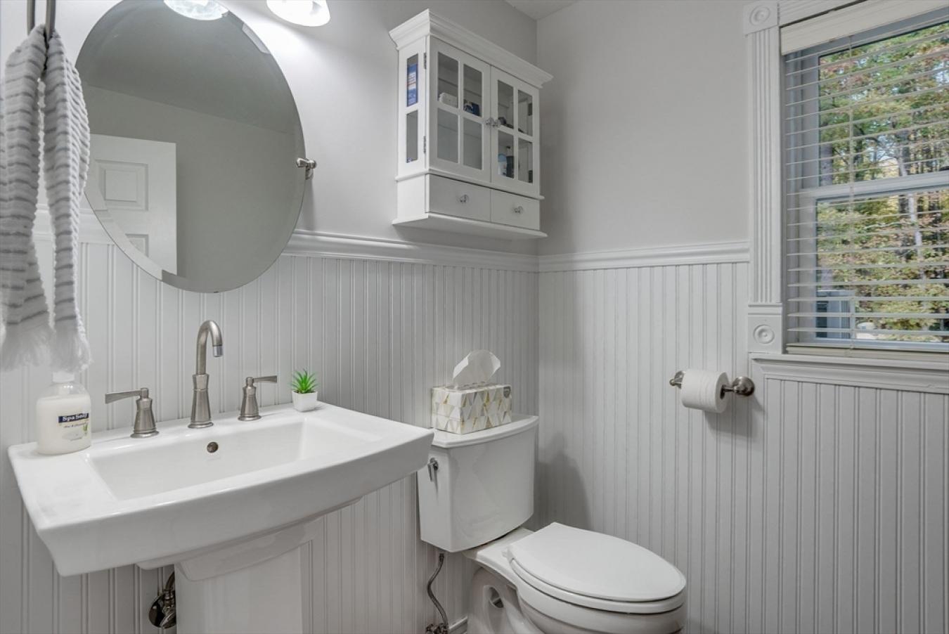 10 Blood Street, Pepperell, MA, 01463, United States, 3 Bedrooms Bedrooms, ,2 BathroomsBathrooms,Residential,For Sale,10 Blood Street,1657648