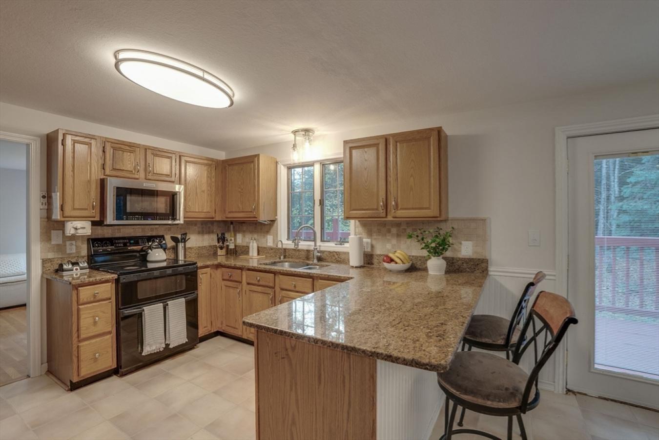 10 Blood Street, Pepperell, MA, 01463, United States, 3 Bedrooms Bedrooms, ,2 BathroomsBathrooms,Residential,For Sale,10 Blood Street,1657648