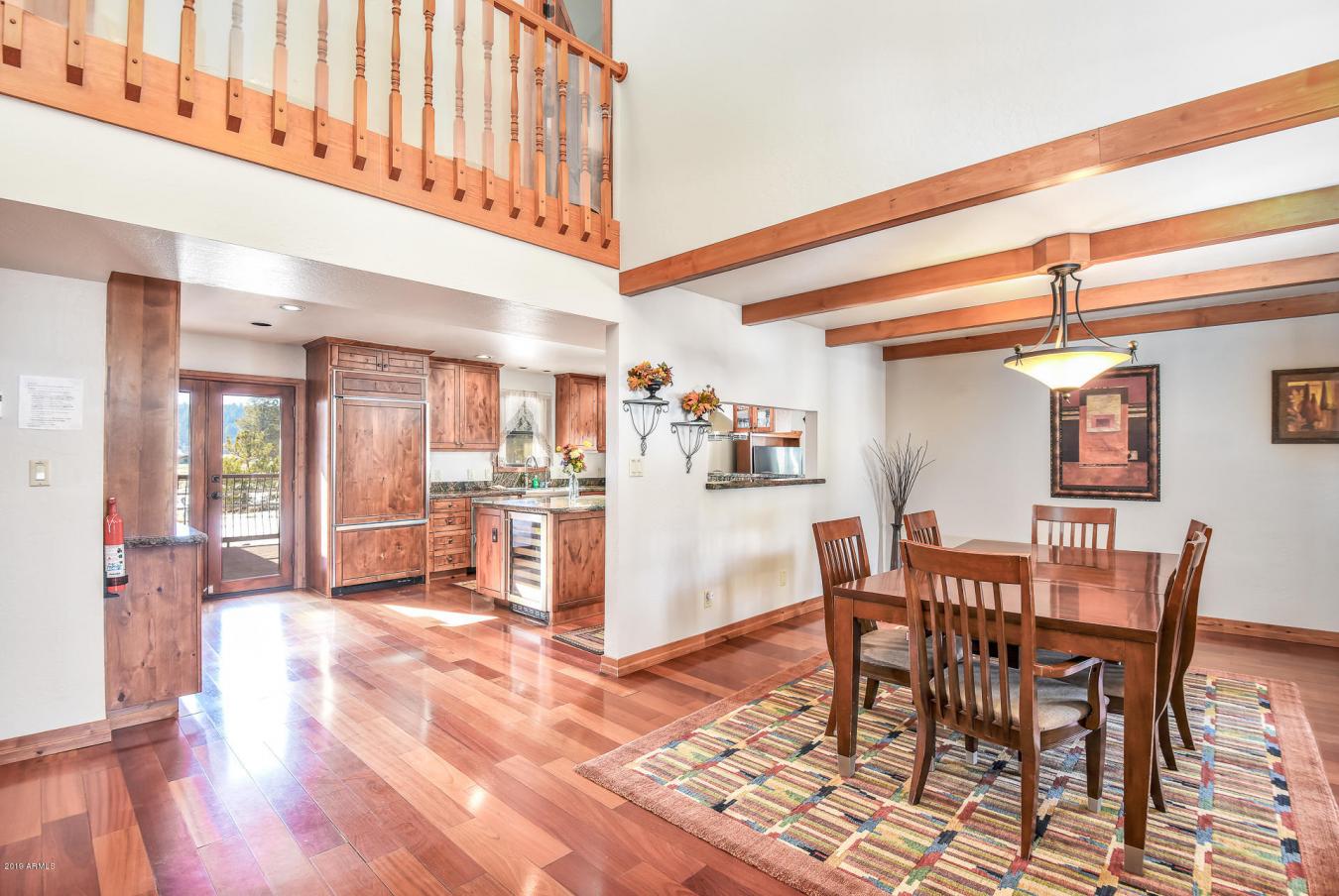 Weekly rental rates available! Experience a perfect mountain getaway a – image 9