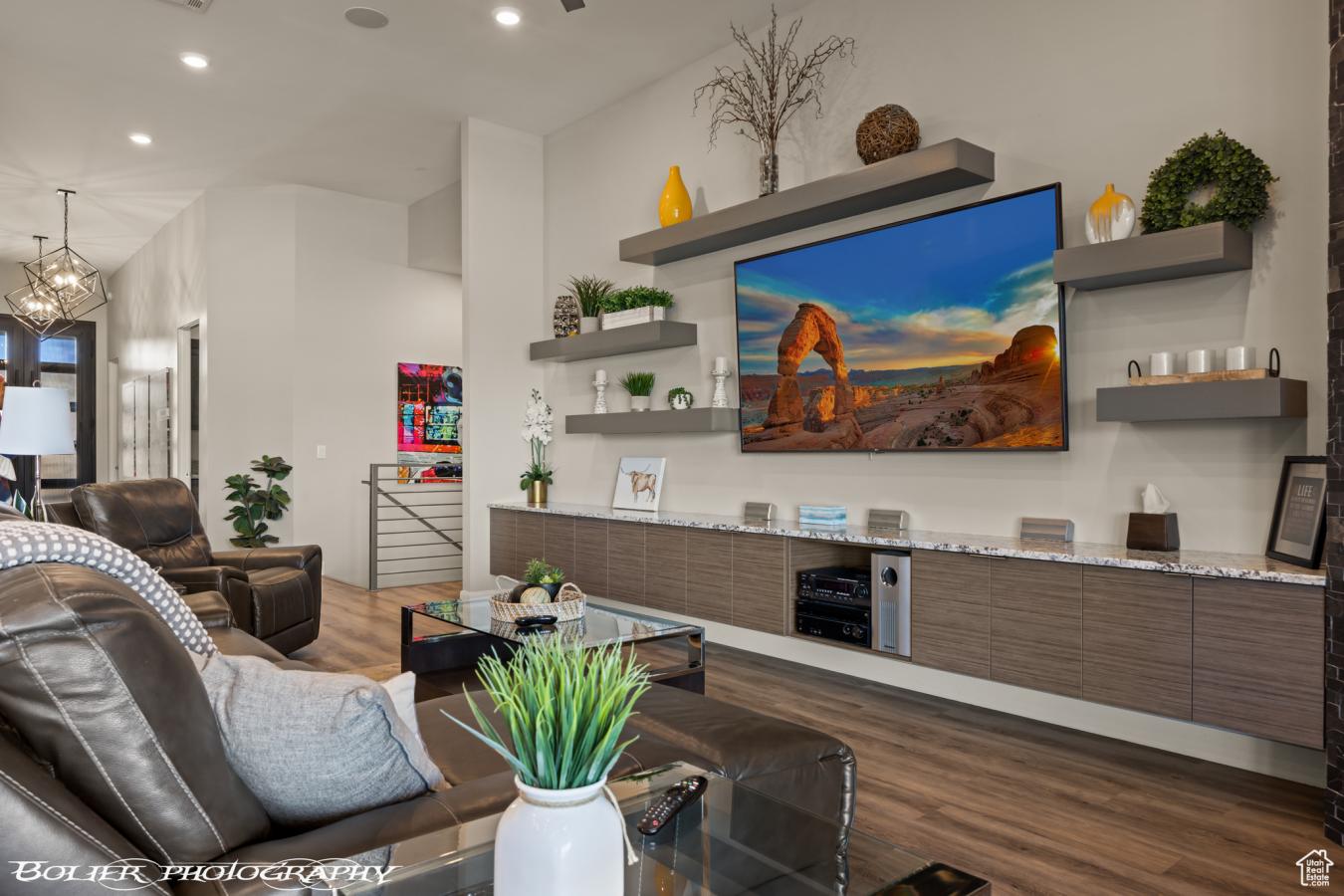 728 W SIR MONTE DRIVE, St. George, UT, 84770, United States, 8 Bedrooms Bedrooms, ,7 BathroomsBathrooms,Residential,For Sale,728 W SIR MONTE DRIVE,1657599