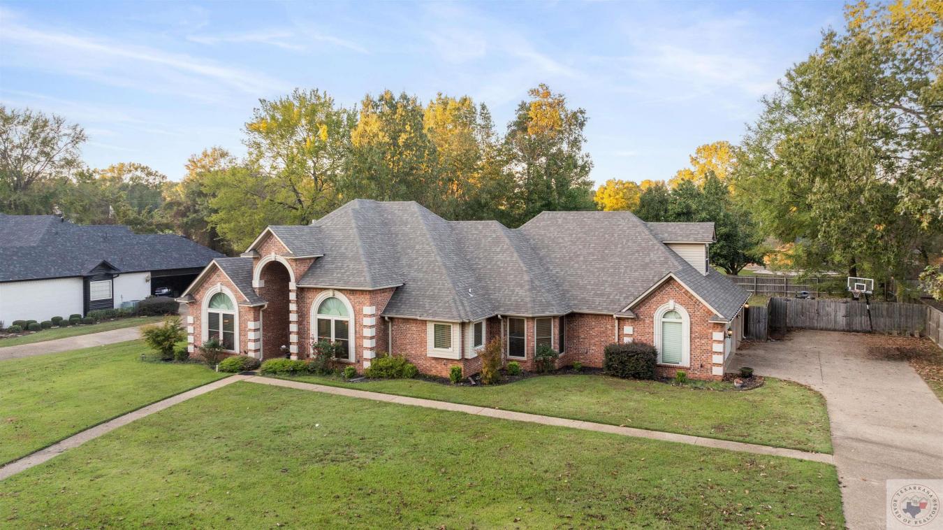 6404 N Park Road, Texarkana, TX, 75503, United States, 4 Bedrooms Bedrooms, ,2 BathroomsBathrooms,Residential,For Sale,6404 N Park Road,1657576