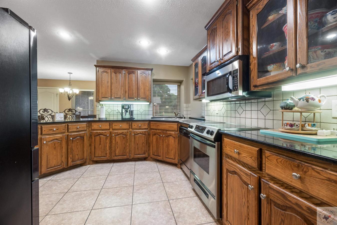 6404 N Park Road, Texarkana, TX, 75503, United States, 4 Bedrooms Bedrooms, ,2 BathroomsBathrooms,Residential,For Sale,6404 N Park Road,1657576