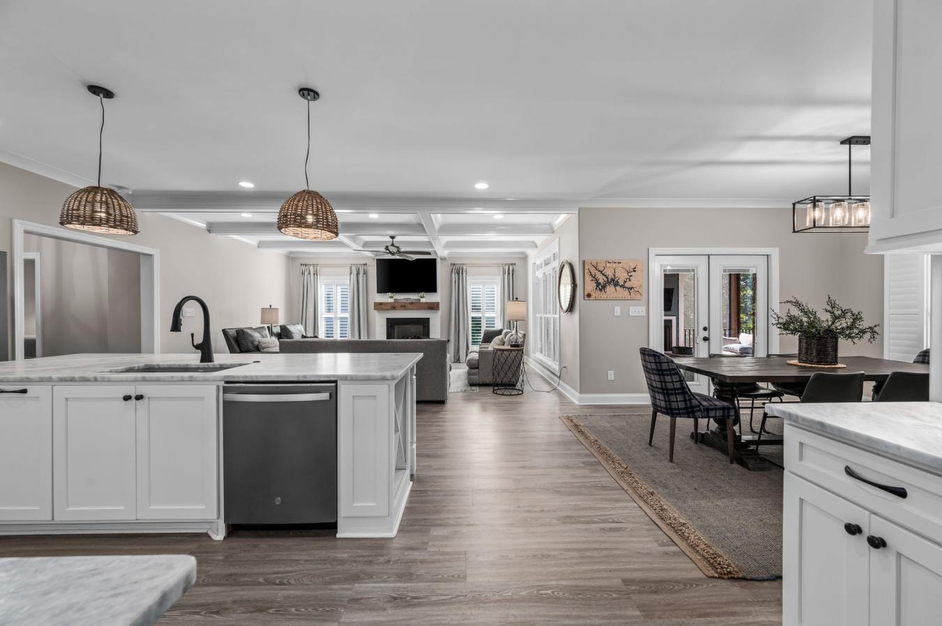 209 Cypress Point Drive, Winchester, Tennessee, 37398, United States, 5 Bedrooms Bedrooms, ,4 BathroomsBathrooms,Residential,For Sale,209 Cypress Point Drive,1660201