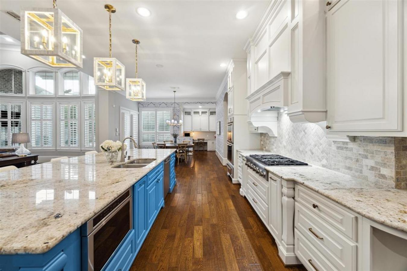 850 Chimney Rock Road, Houston, TX, 77056, United States, 5 Bedrooms Bedrooms, ,5 BathroomsBathrooms,Residential,For Sale,850 Chimney Rock Road,1660195