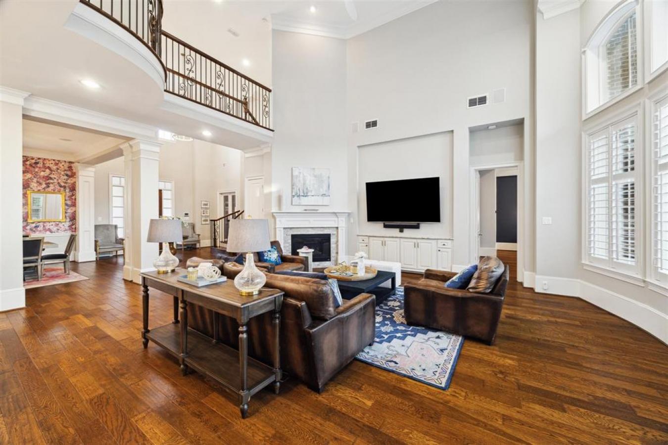 850 Chimney Rock Road, Houston, TX, 77056, United States, 5 Bedrooms Bedrooms, ,5 BathroomsBathrooms,Residential,For Sale,850 Chimney Rock Road,1660195