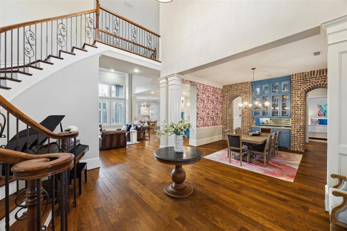 850 Chimney Rock Road, Houston, TX, 77056, United States, 5 Bedrooms Bedrooms, ,5 BathroomsBathrooms,Residential,For Sale,850 Chimney Rock Road,1660195