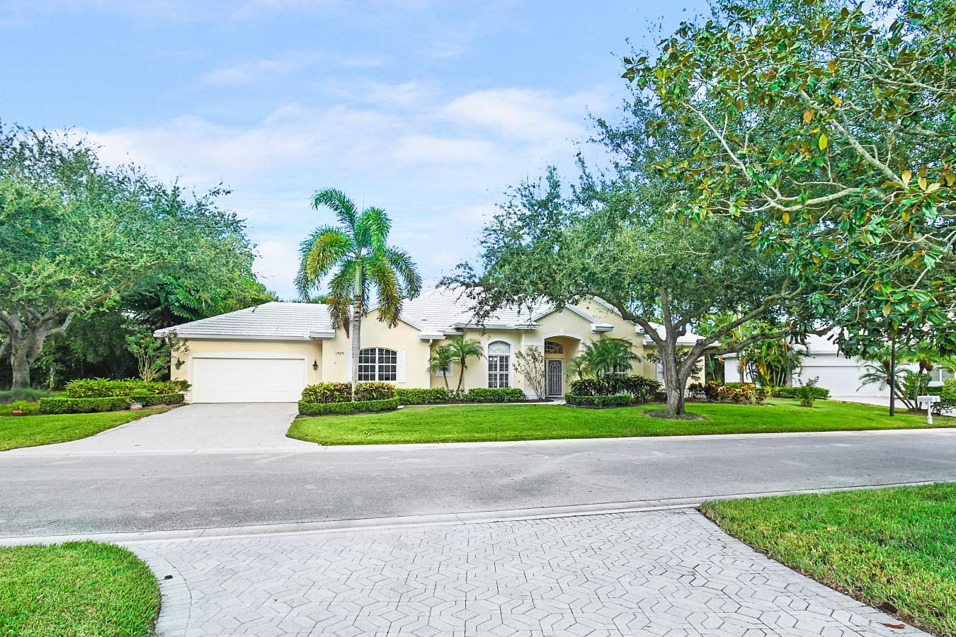 1929 SW Bradford Place, Palm City, Florida, 34990, United States, 2 Bedrooms Bedrooms, ,3 BathroomsBathrooms,Residential,For Sale,1929 SW Bradford Place,1669793