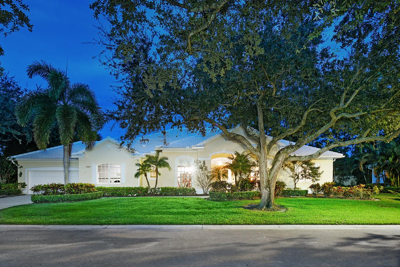 1929 SW Bradford Place, Palm City, Florida, 34990, United States, 2 Bedrooms Bedrooms, ,3 BathroomsBathrooms,Residential,For Sale,1929 SW Bradford Place,1669793