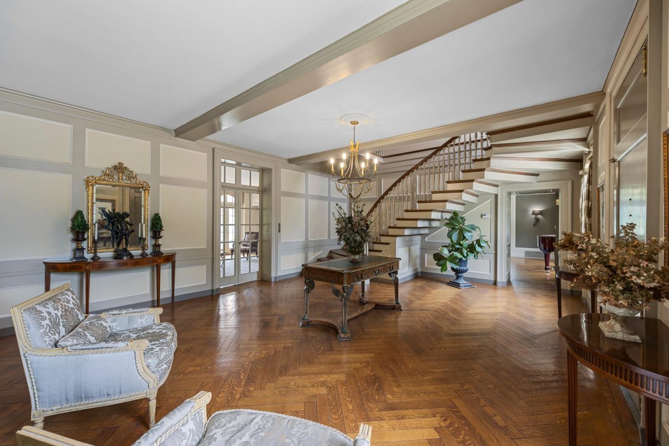 15 Emmet Dr, Head of the Harbor, NY, 11790, United States, 11 Bedrooms Bedrooms, ,5 BathroomsBathrooms,Residential,For Sale,15 Emmet Dr,1660185