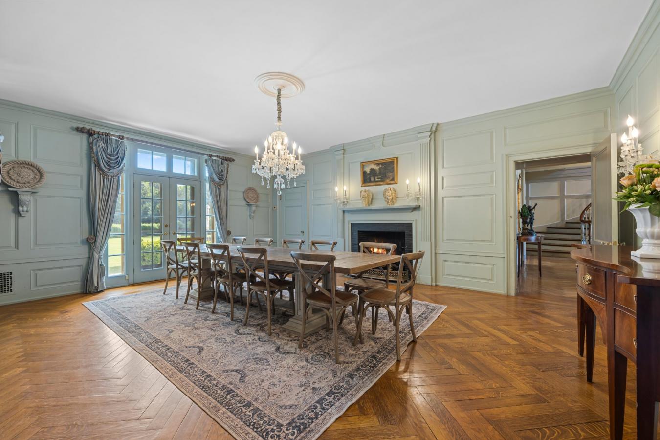 15 Emmet Dr, Head of the Harbor, NY, 11790, United States, 11 Bedrooms Bedrooms, ,5 BathroomsBathrooms,Residential,For Sale,15 Emmet Dr,1660185