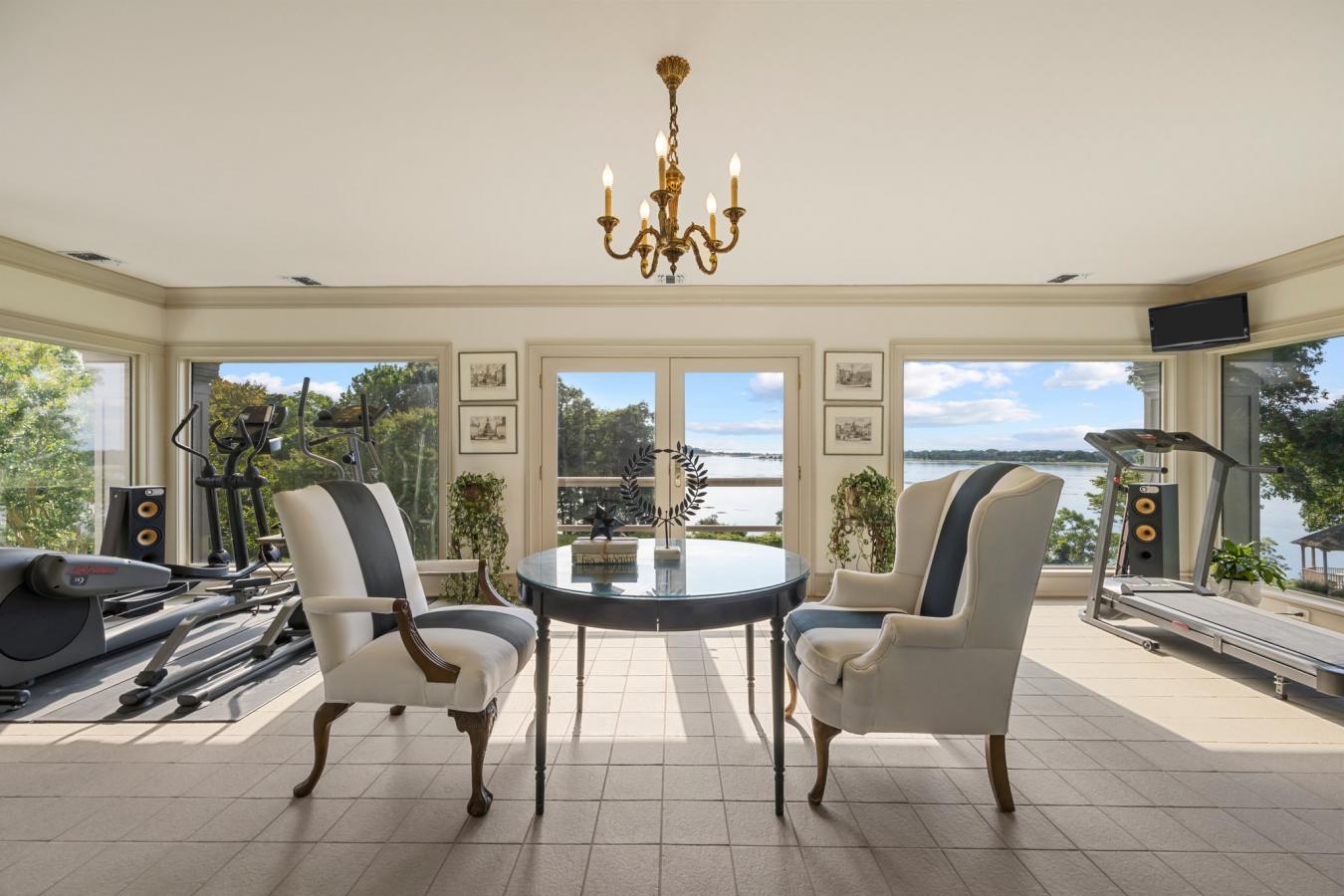 15 Emmet Dr, Head of the Harbor, NY, 11790, United States, 11 Bedrooms Bedrooms, ,5 BathroomsBathrooms,Residential,For Sale,15 Emmet Dr,1660185