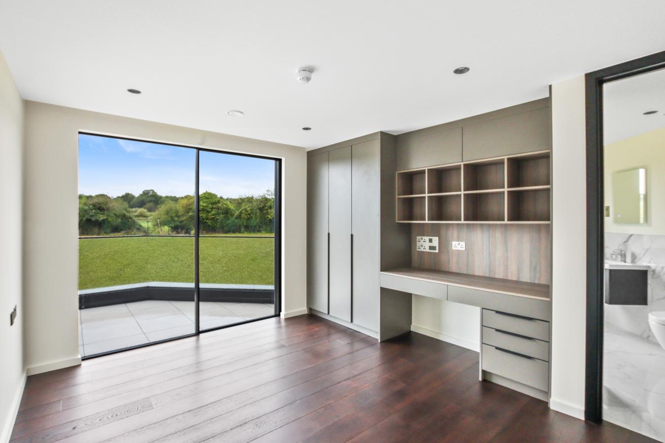 2 Rosebury Close Crouch Lane, Goffs Oak, Waltham Cross, EN7 6TH, United Kingdom, 7 Bedrooms Bedrooms, ,8 BathroomsBathrooms,Residential,For Sale,2 Rosebury Close Crouch Lane,1660171