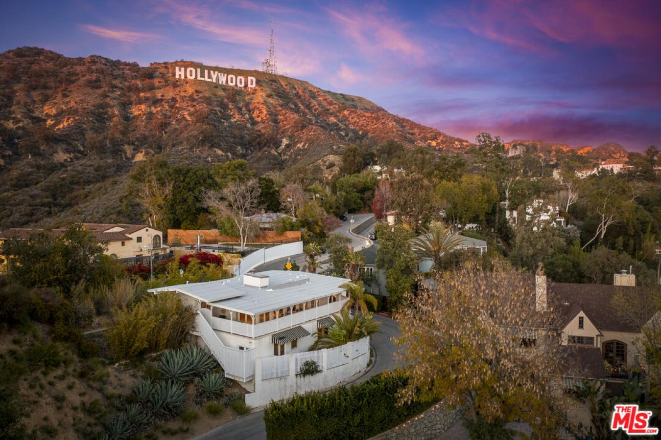 6240 Mulholland Hwy, Los Angeles, CA, 90068, United States, 3 Bedrooms Bedrooms, ,3 BathroomsBathrooms,Residential,For Sale,6240 Mulholland Hwy,1662003