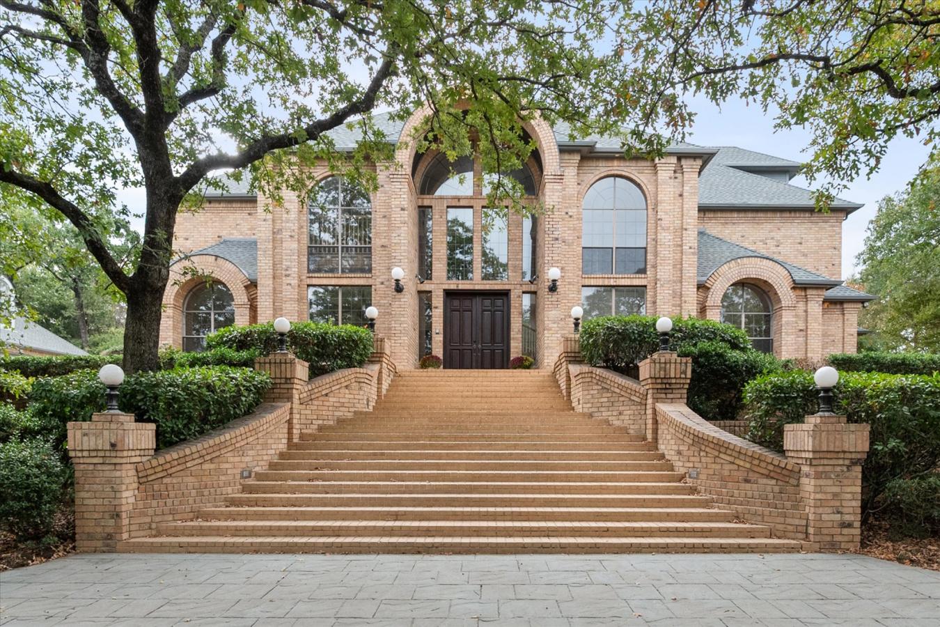 217 Williams Road, Fort Worth, TX, 76120, United States, 5 Bedrooms Bedrooms, ,7 BathroomsBathrooms,Residential,For Sale,217 Williams Road,1660969