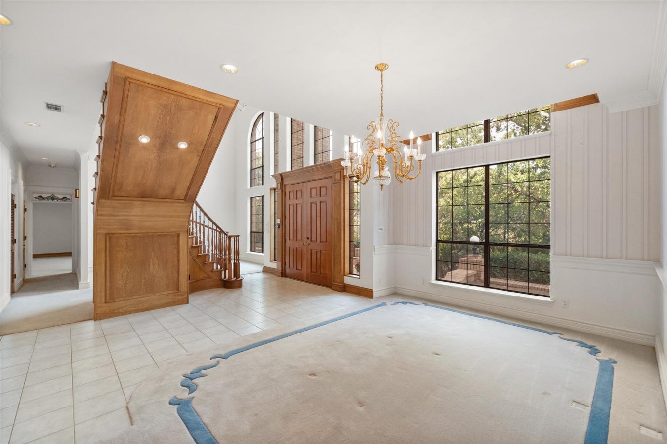 217 Williams Road, Fort Worth, TX, 76120, United States, 5 Bedrooms Bedrooms, ,7 BathroomsBathrooms,Residential,For Sale,217 Williams Road,1660969