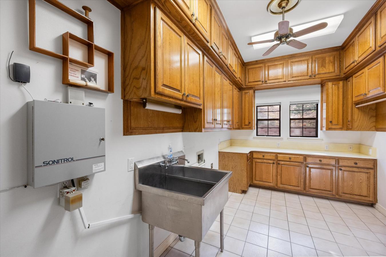 217 Williams Road, Fort Worth, TX, 76120, United States, 5 Bedrooms Bedrooms, ,7 BathroomsBathrooms,Residential,For Sale,217 Williams Road,1660969