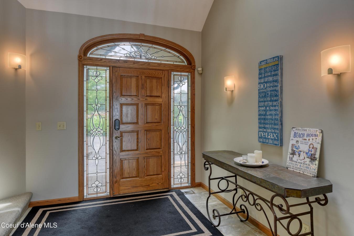 Sandpoint, Idaho, 83864, United States, 5 Bedrooms Bedrooms, ,4 BathroomsBathrooms,Residential,For Sale,2003890