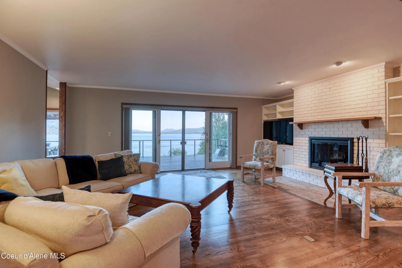 Sandpoint, Idaho, 83864, United States, 5 Bedrooms Bedrooms, ,4 BathroomsBathrooms,Residential,For Sale,2003890