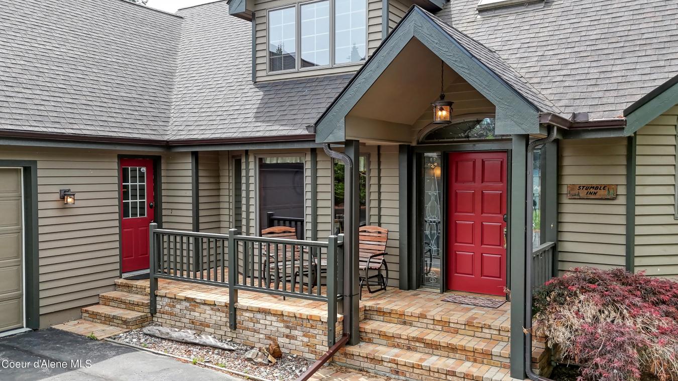 Sandpoint, Idaho, 83864, United States, 5 Bedrooms Bedrooms, ,4 BathroomsBathrooms,Residential,For Sale,2003890