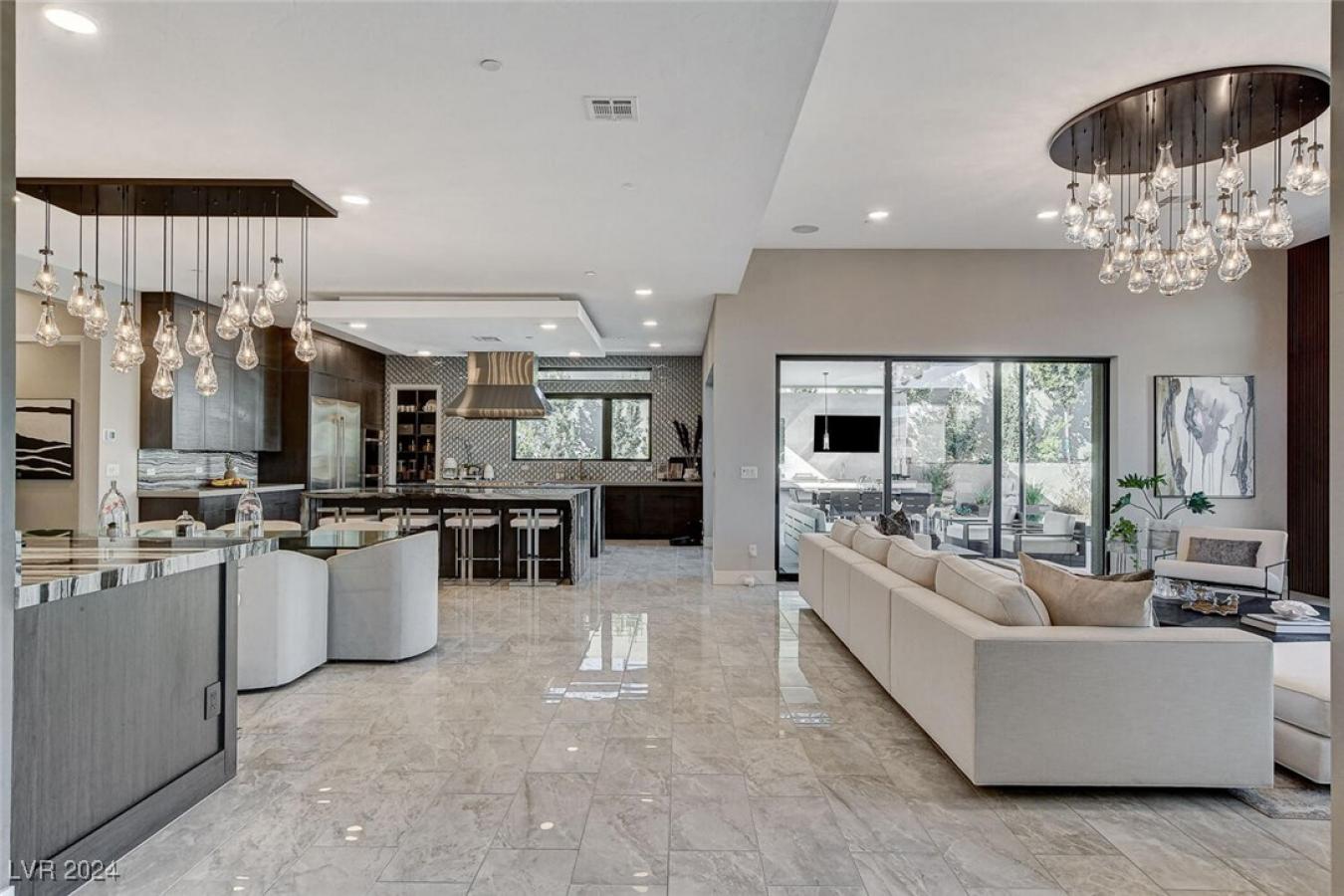 333 Highview Ridge Avenue, Las Vegas, Nevada, 89138, United States, 4 Bedrooms Bedrooms, ,4 BathroomsBathrooms,Residential,For Sale,333 Highview Ridge Avenue,1661149