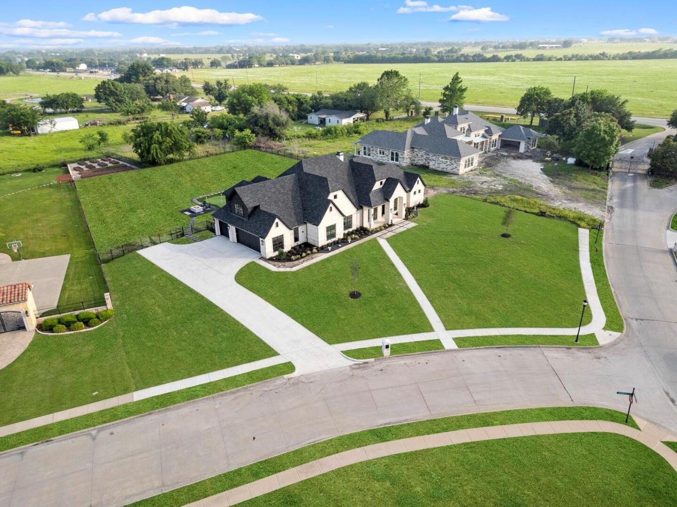 1110 Warwick, McLendon Chisholm, Texas, 75032, United States, 4 Bedrooms Bedrooms, ,4 BathroomsBathrooms,Residential,For Sale,1110 Warwick,1661959