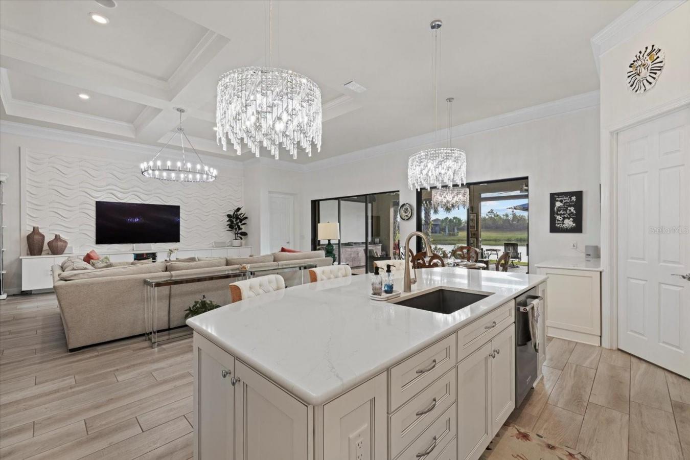 7640 VIOLA LOOP, LAKEWOOD RANCH, Florida, 34202, United States, 3 Bedrooms Bedrooms, ,3 BathroomsBathrooms,Residential,For Sale,7640 VIOLA LOOP,1661908