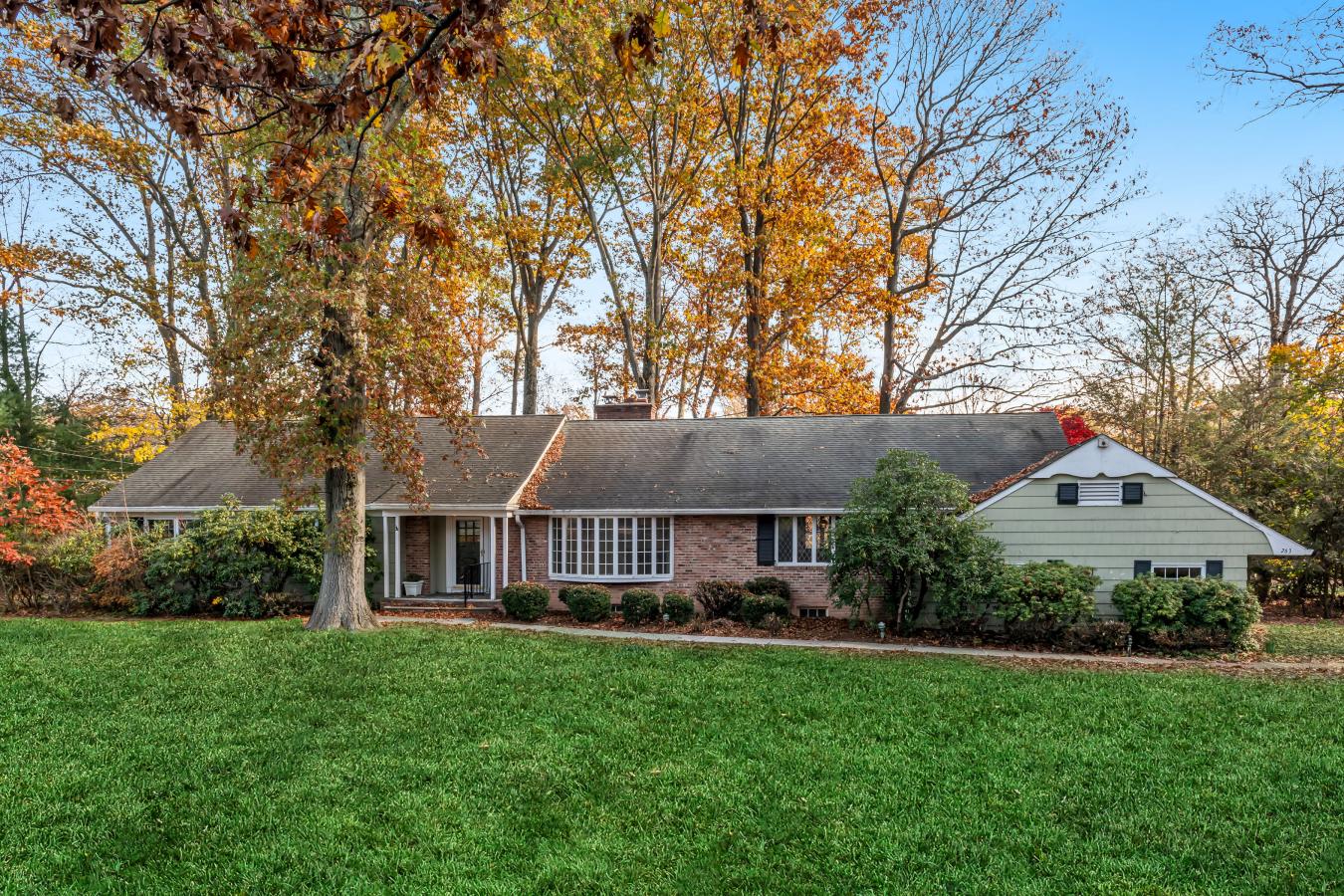 263 Arbor Road, Franklin Lakes, New Jersey, 07417, United States, 3 Bedrooms Bedrooms, ,2 BathroomsBathrooms,Residential,For Sale,263 Arbor Road,1661902