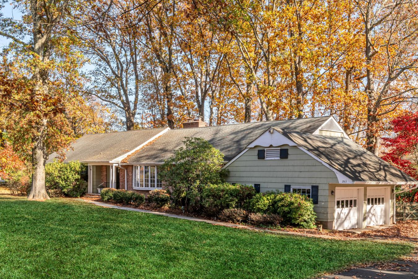 263 Arbor Road, Franklin Lakes, New Jersey, 07417, United States, 3 Bedrooms Bedrooms, ,2 BathroomsBathrooms,Residential,For Sale,263 Arbor Road,1661902