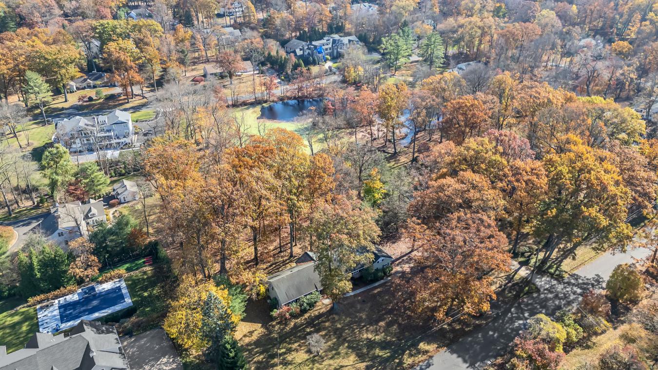 263 Arbor Road, Franklin Lakes, New Jersey, 07417, United States, 3 Bedrooms Bedrooms, ,2 BathroomsBathrooms,Residential,For Sale,263 Arbor Road,1661902