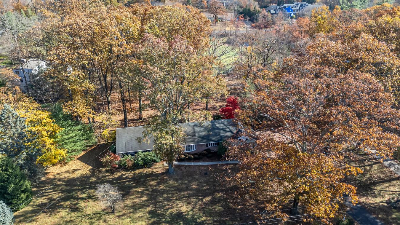 263 Arbor Road, Franklin Lakes, New Jersey, 07417, United States, 3 Bedrooms Bedrooms, ,2 BathroomsBathrooms,Residential,For Sale,263 Arbor Road,1661902