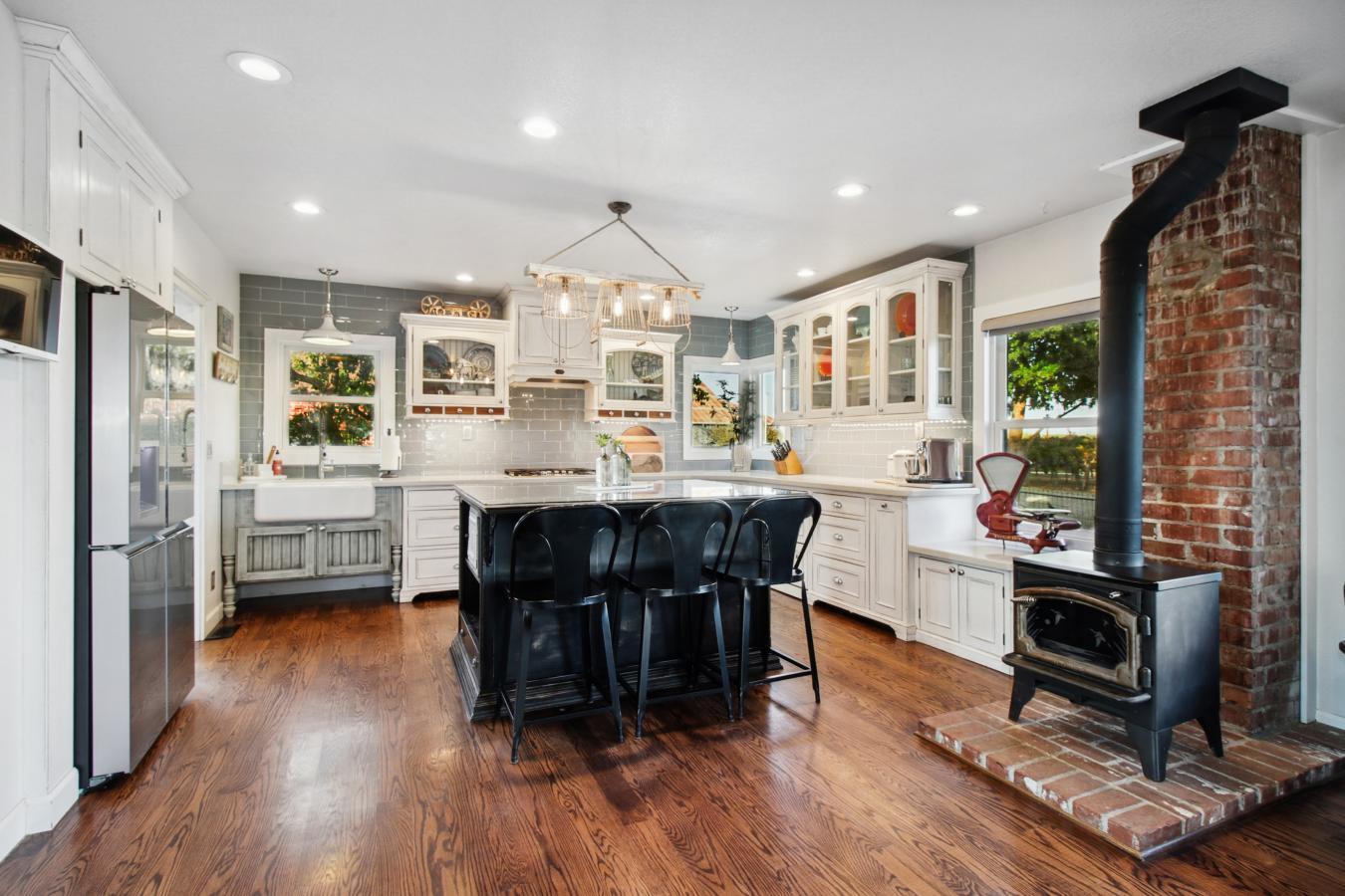 32640 County Road 19, Woodland, California, 95695, United States, 7 Bedrooms Bedrooms, ,4 BathroomsBathrooms,Residential,For Sale,32640 County Road 19,1661893