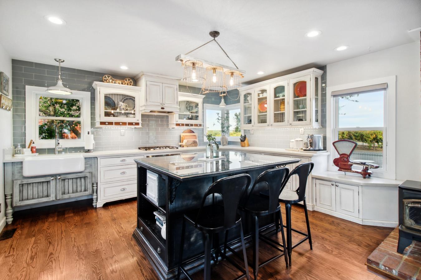 32640 County Road 19, Woodland, California, 95695, United States, 7 Bedrooms Bedrooms, ,4 BathroomsBathrooms,Residential,For Sale,32640 County Road 19,1661893