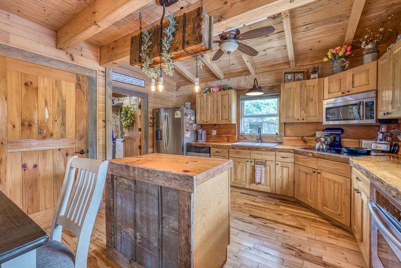 2607 Siam Road, Elizabethton, TN, 37643, United States, 3 Bedrooms Bedrooms, ,2 BathroomsBathrooms,Residential,For Sale,2607 Siam Road,1661864