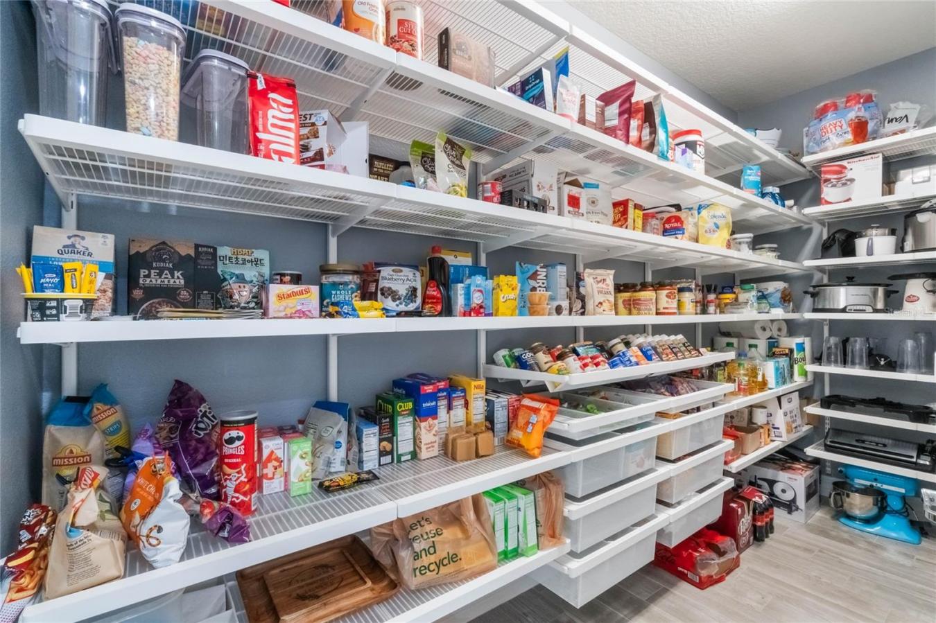 2609 MEAD AVENUE, SAINT CLOUD, FL, 34771, United States, 5 Bedrooms Bedrooms, ,4 BathroomsBathrooms,Residential,For Sale,2609 MEAD AVENUE,1666241