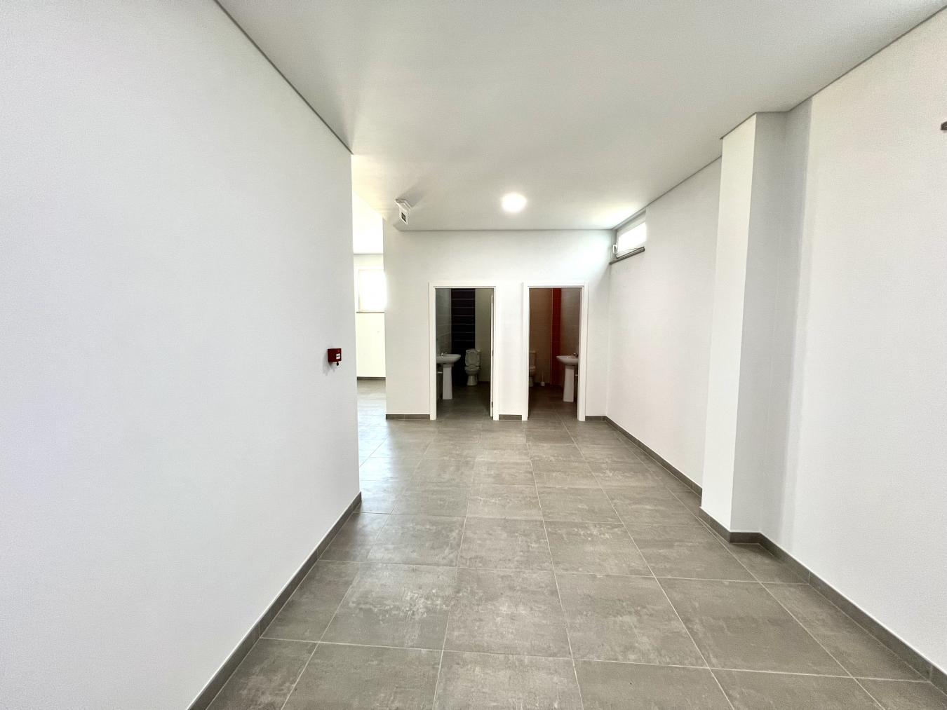 Avenida Alberto Sampaio, Viseu, 3510-027, Portugal, ,Residential,For Sale,Avenida Alberto Sampaio,1669761