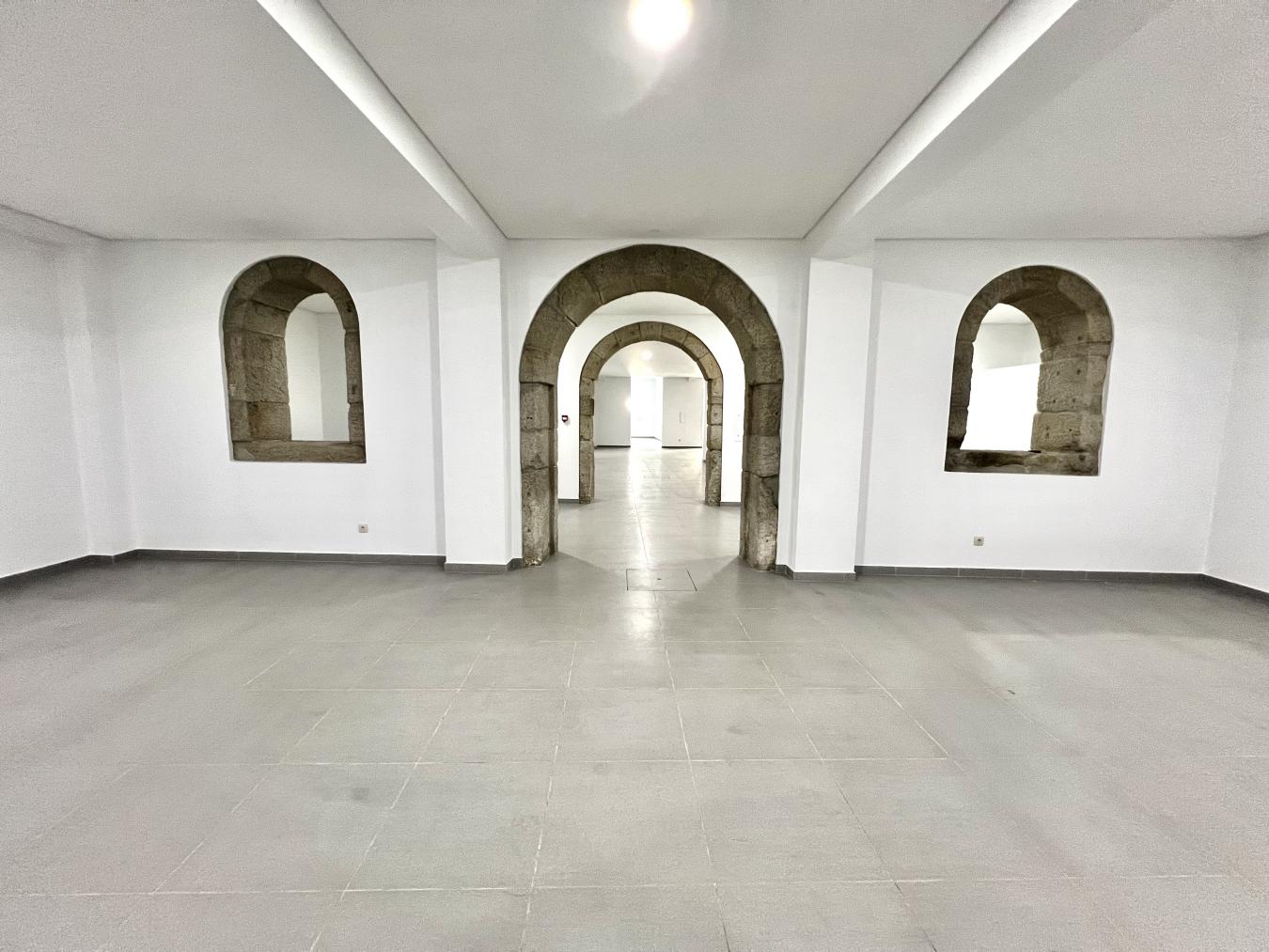 Avenida Alberto Sampaio, Viseu, 3510-027, Portugal, ,Residential,For Sale,Avenida Alberto Sampaio,1669761