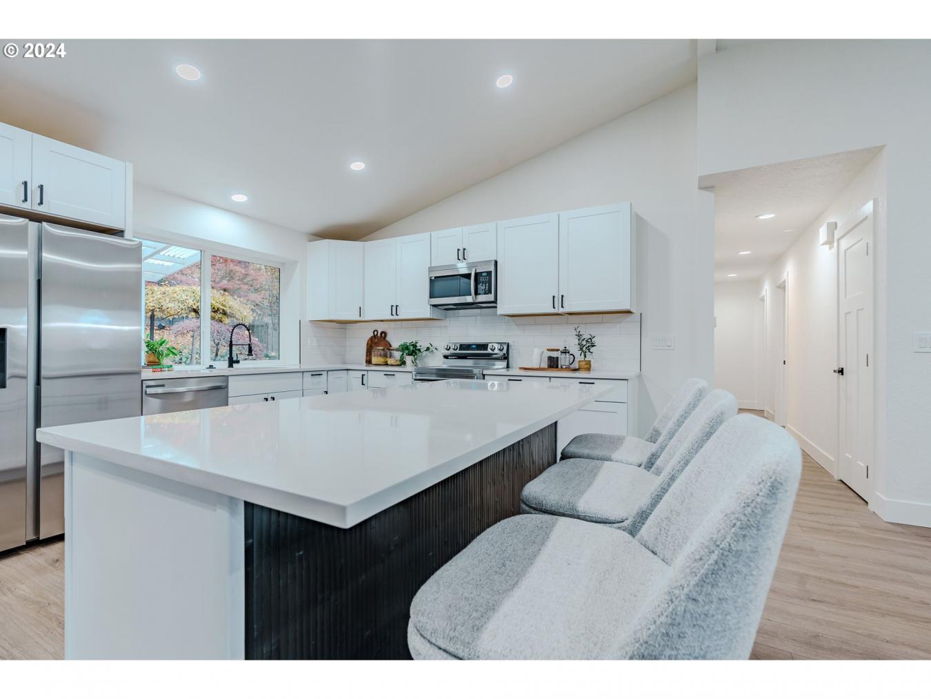 2806 NE 6TH STREET, Gresham, Oregon, 97030, United States, 3 Bedrooms Bedrooms, ,3 BathroomsBathrooms,Residential,For Sale,2806 NE 6TH STREET,1669757